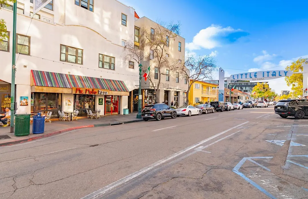 Urban Boutique Hotel- Little Italy, Downtown San Diego-1