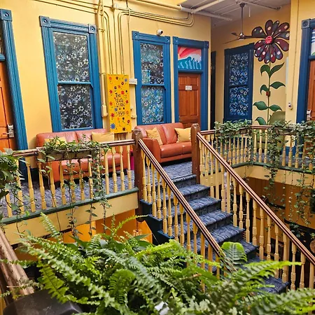 Gaslamp Hostel-2