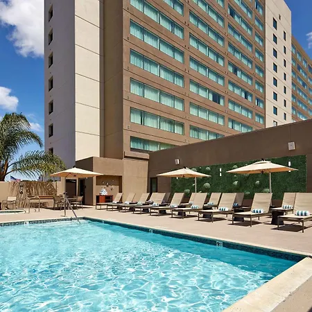 Hilton San Diego Mission Valley-3