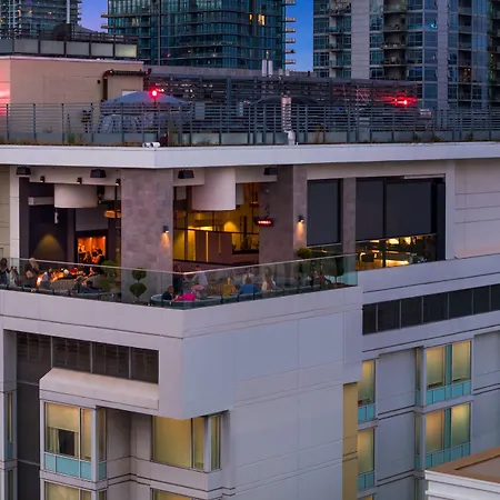 Courtyard By Marriott San Diego Gaslamp/Convention Center-3