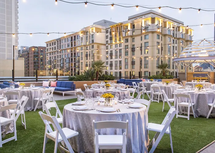 Margaritaville Hotel San Diego Gaslamp Quarter